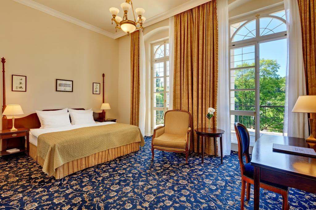 Gourmet Hotel Villa Patriot Mariánské Lázně Εξωτερικό φωτογραφία